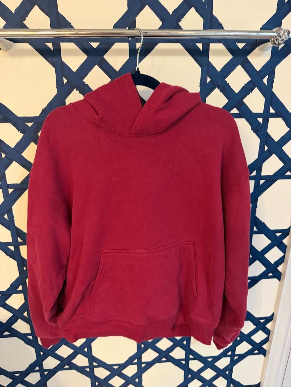 Aritzia Women's Red/Maroon Pullover Hoodie